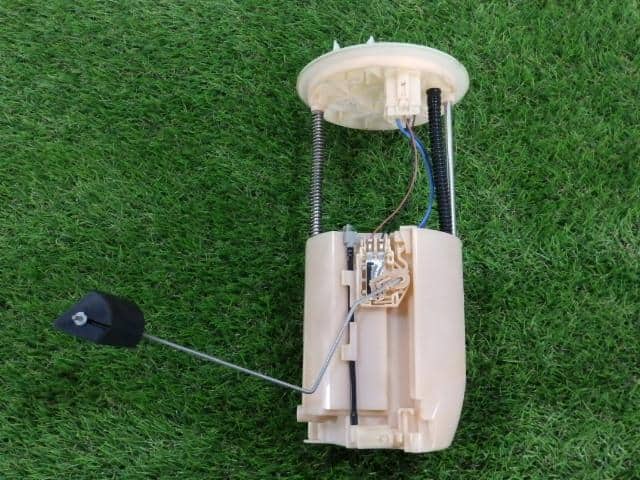 Fuel Pump MITSUBISHI Outlander 2011 DBA-CW4W — photo 1