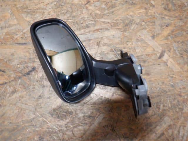 Exterior Parts MITSUBISHI Delica D5 2007 DBA-CV5W — photo 7