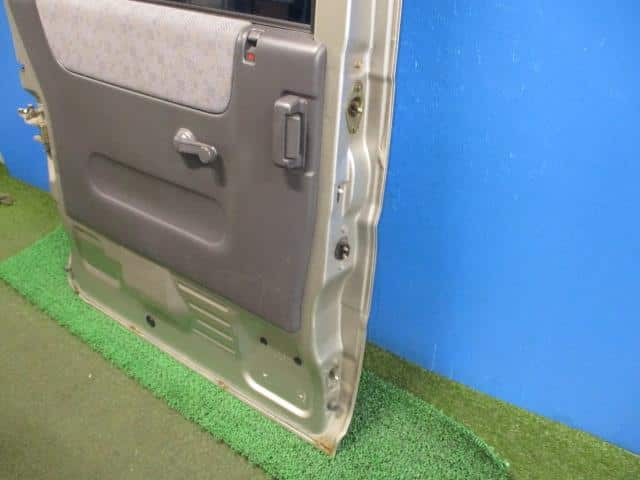 Rear Left Door Assembly HONDA Vamos 2002 LA-HM1 — photo 4