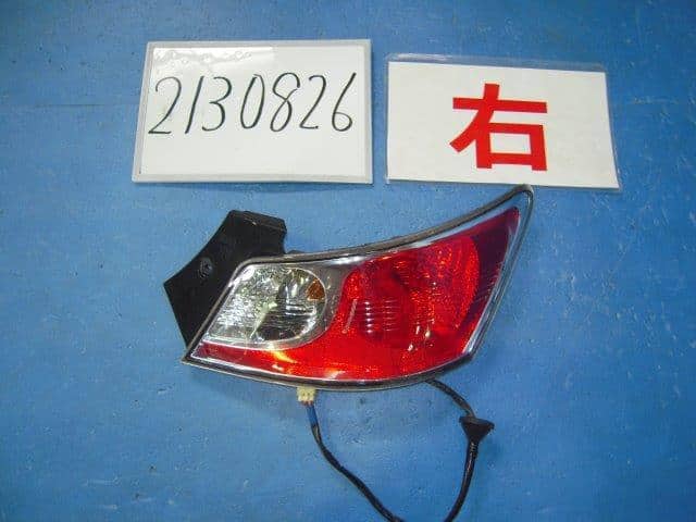 Right Tail Light TOYOTA bB 2006 DBA-QNC20 — photo 1