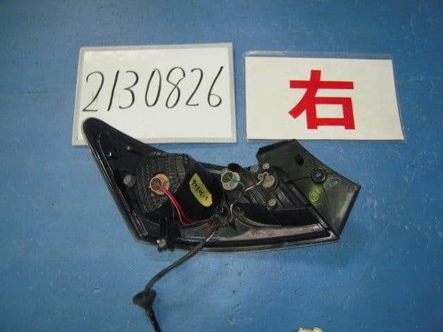 Right Tail Light TOYOTA bB 2006 DBA-QNC20 — photo 2