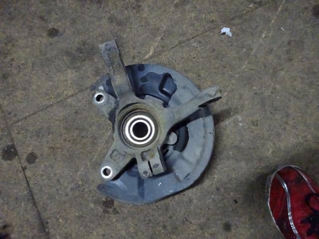 Front Right Knuckle Hub Assembly SUBARU Stella 2008 DBA-RN1 — photo 2