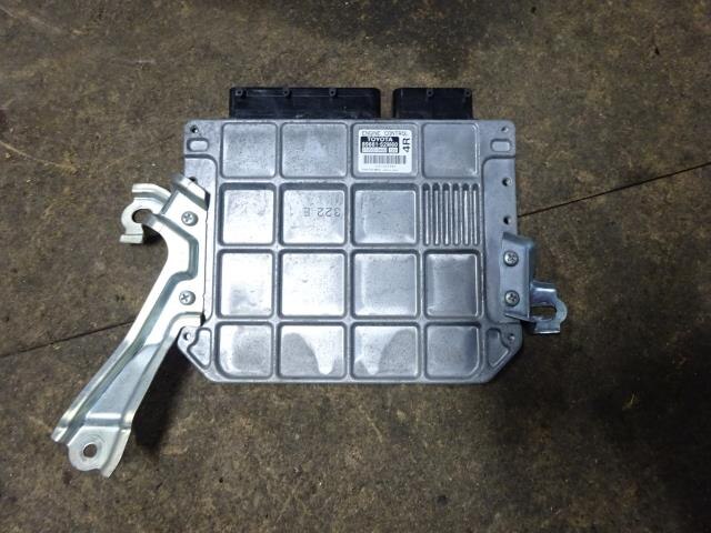 Engine Control Unit TOYOTA Vitz 2009 DBA-KSP90 — photo 1