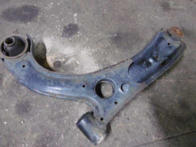 Front Right Lower Control Arm DAIHATSU Tanto 2010 DBA-L375S — photo 4