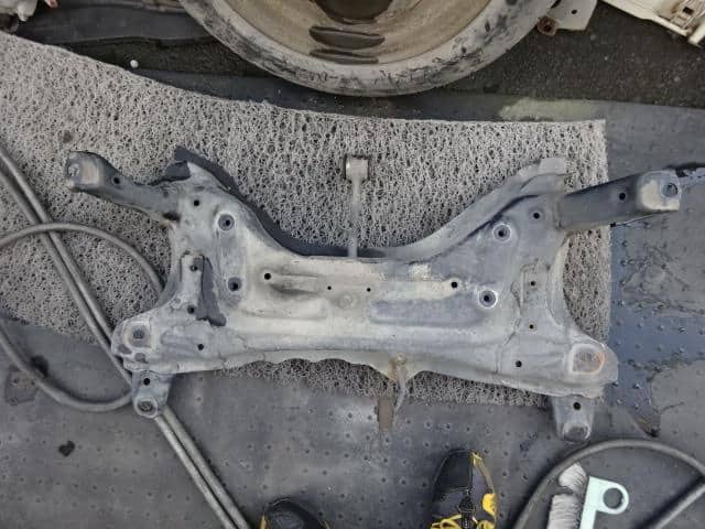 Front Member DAIHATSU Move 2012 DBA-LA100S — photo 1