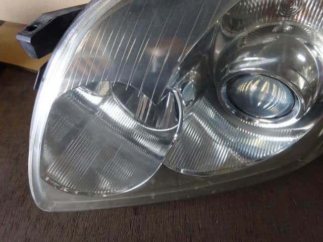 Left Headlight TOYOTA Avensis 2006 CBA-AZT250 — photo 2