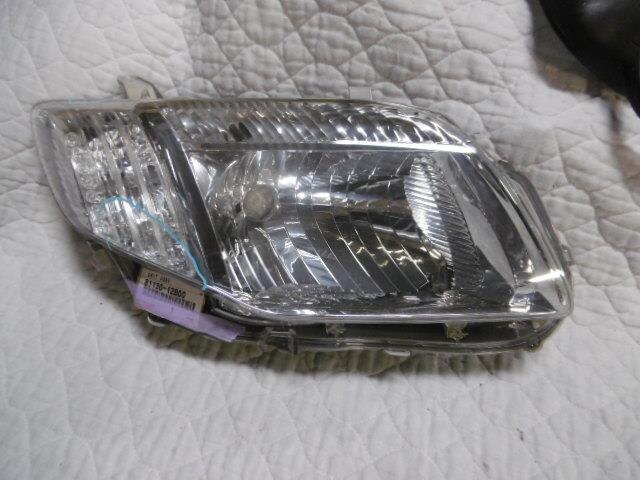 Right Headlight TOYOTA Corolla Axio 2010 DBA-NZE141 — photo 1