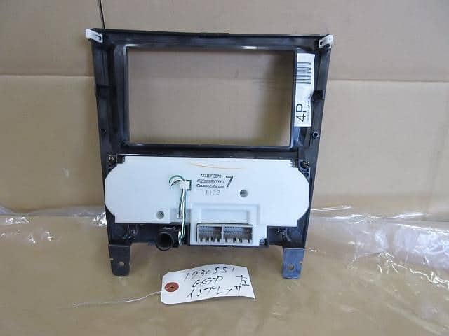 A/C Control Panel SUBARU Impreza 2006 DBA-GGD 72311FE070 — photo 2