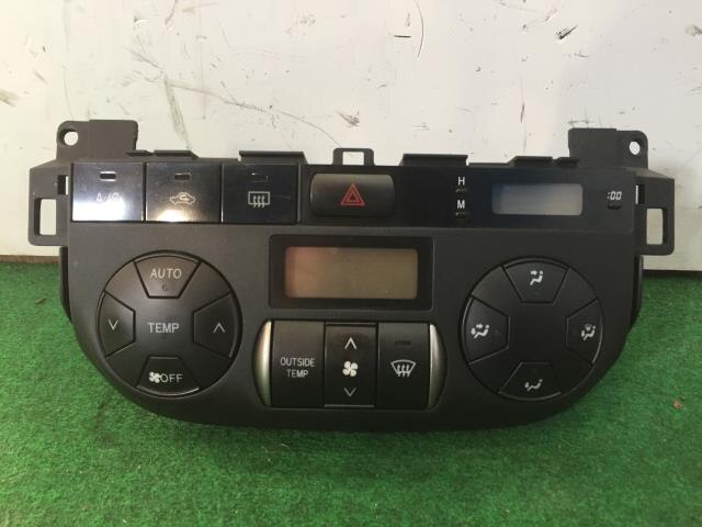 A/C Control Panel TOYOTA RAV4 2004 CBA-ACA21 — photo 1
