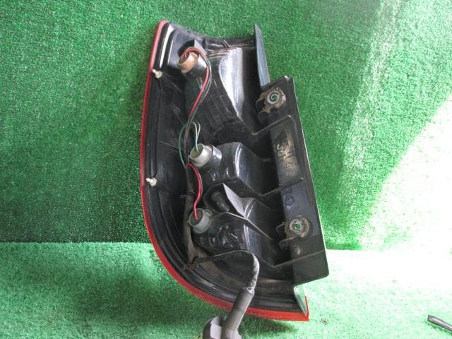 Right Tail Light NISSAN Moco 2009 DBA-MG22 — photo 5