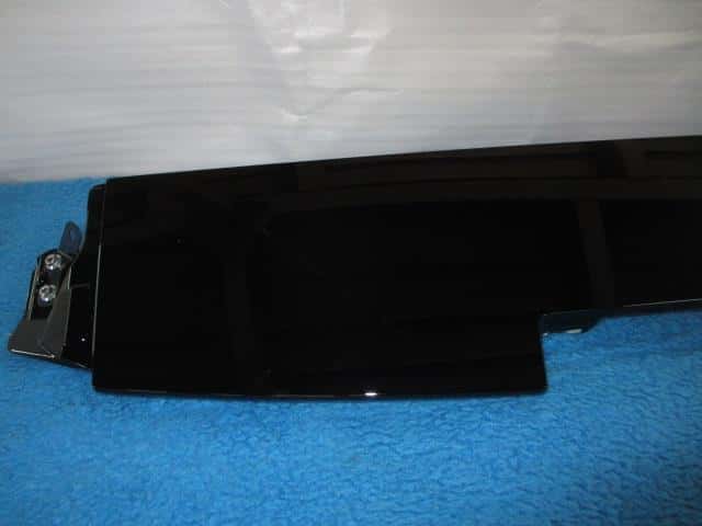 Rear Spoiler NISSAN Leaf_ 2017 ZAA-ZE1 — photo 2