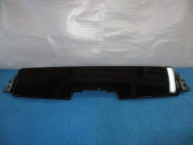 Rear Spoiler NISSAN Leaf_ 2017 ZAA-ZE1 — photo 1