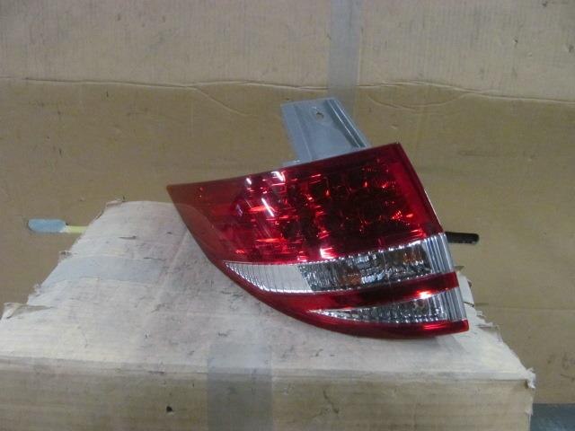 Left Tail Light TOYOTA Estima 2006 DBA-ACR50 — photo 1