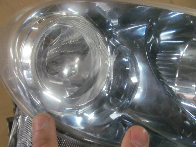Right Headlight TOYOTA SAI 2010 DAA-AZK10 — photo 2