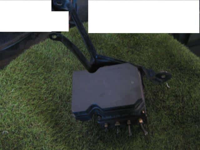 ABS Actuator NISSAN Elgrand 2005 CBA-ME51 — photo 1
