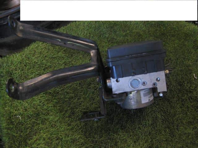 ABS Actuator NISSAN Elgrand 2005 CBA-ME51 — photo 2