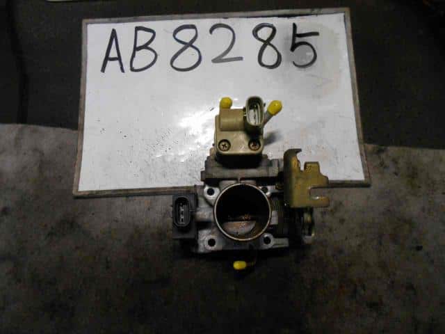 Throttle Body DAIHATSU Mira 1994 E-L500S 2221087225 — photo 1