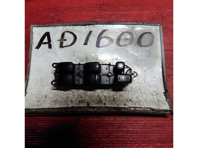 Power Window Switch TOYOTA IST 2002 UA-NCP60 — photo 1
