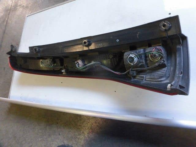 Right Tail Light NISSAN Serena 2006 DBA-C25 — photo 2