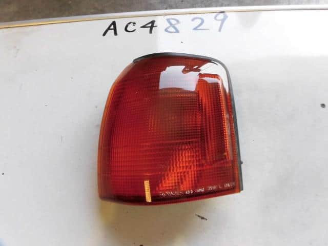 Left Side Marker Light TOYOTA Comfort 2000 GF-YXS11 — photo 1