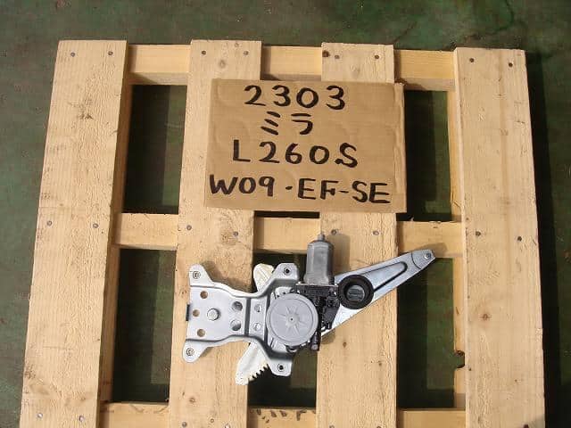 Rear Right Door Regulator DAIHATSU Mira 2005 TA-L260S 85720B2030 — photo 1