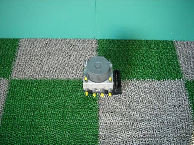 ABS Actuator MAZDA Az wagon 2007 CBA-MJ21S 1A24437A0A — photo 1