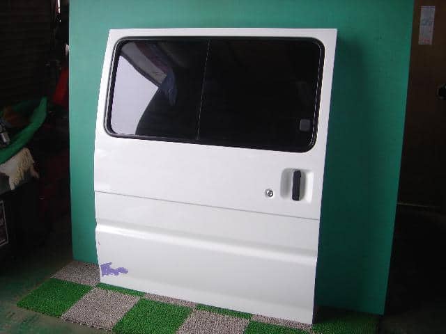 Rear Right Door Assembly NISSAN Vanette 2006 KR-SKF2MN 32100HA002 — photo 2