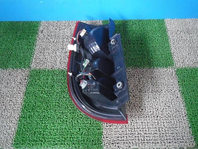 Right Tail Light SUZUKI MR Wagon 2006 DBA-MF22S 3565081J01 — photo 3