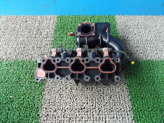 Inlet Manifold NISSAN Moco 2006 DBA-MG22 — photo 1