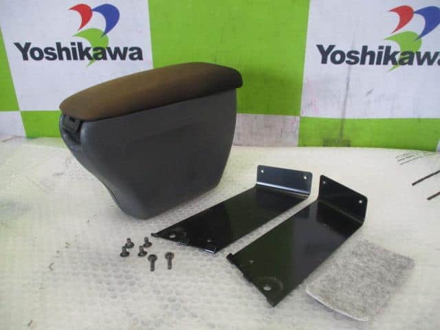 Console Box SUZUKI Swift 2010 DBA-ZC72S — photo 1