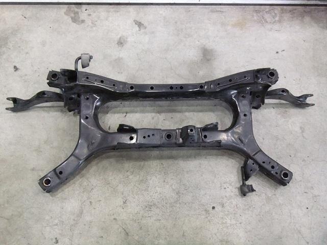 Rear Member Assembly TOYOTA Prius 2016 DAA-ZVW50 — photo 1