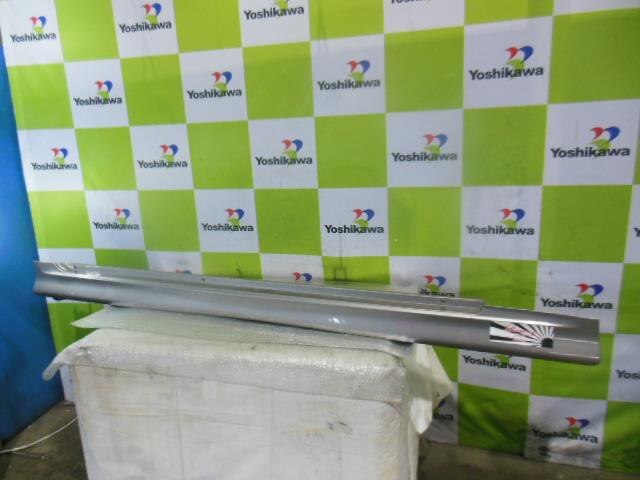 Right Side Step TOYOTA Mark X 2006 DBA-GRX120 — photo 1