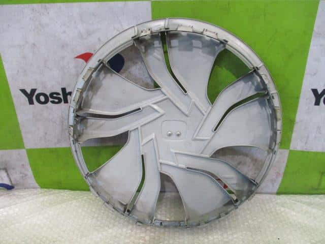 Wheel Cover HONDA Fit 2014 DAA-GP5 — photo 3