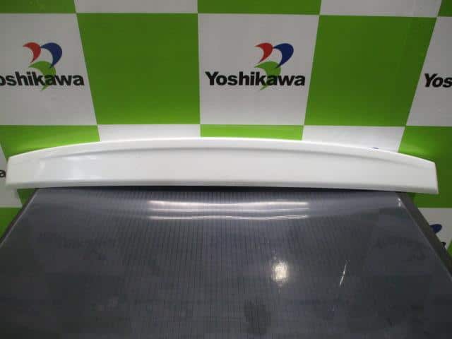Rear Spoiler NISSAN Gloria 1996 E-HY33 — photo 1