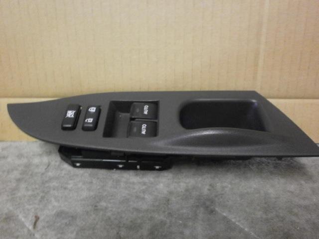 Power Window Switch TOYOTA IQ 2010 DBA-NGJ10 — photo 3