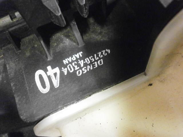Radiator TOYOTA IQ 2010 DBA-NGJ10 — photo 5