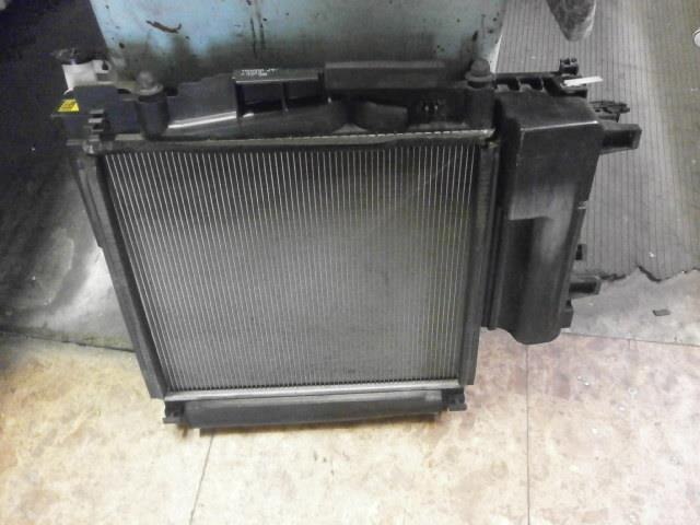 Radiator TOYOTA IQ 2010 DBA-NGJ10 — photo 1