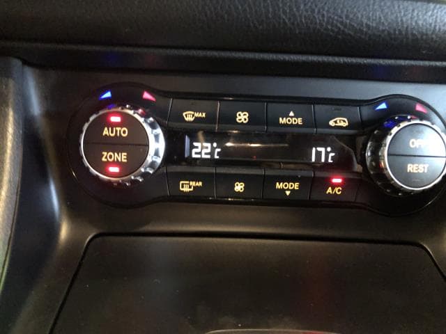 A/C Control Panel MERCEDES-BENZ 2014 DBA-156946 A2469002408 — photo 4