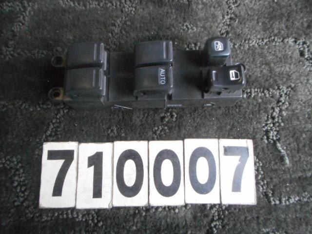 Power Window Switch NISSAN Cefiro 2000 GF-A33 — photo 1