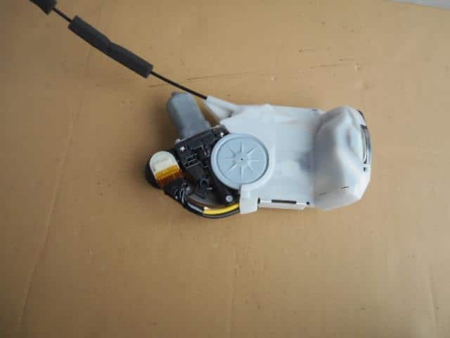 Electrical Component NISSAN Serena DBA-FNC26 — photo 1