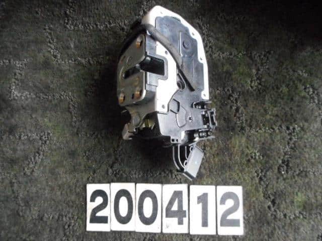 Door Lock Solenoid NISSAN Serena 2010 DBA-C25 — photo 1