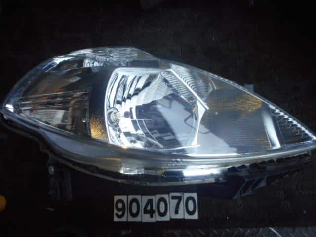 Right Headlight NISSAN Tiida 2006 DBA-C11 — photo 1