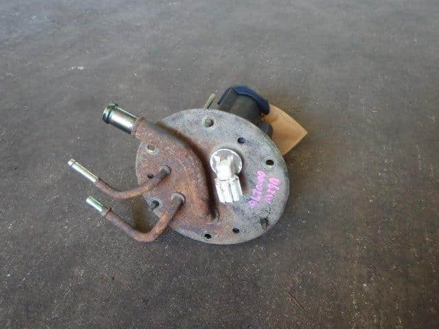 Fuel Pump MITSUBISHI Townbox 1999 GF-U62 — photo 2