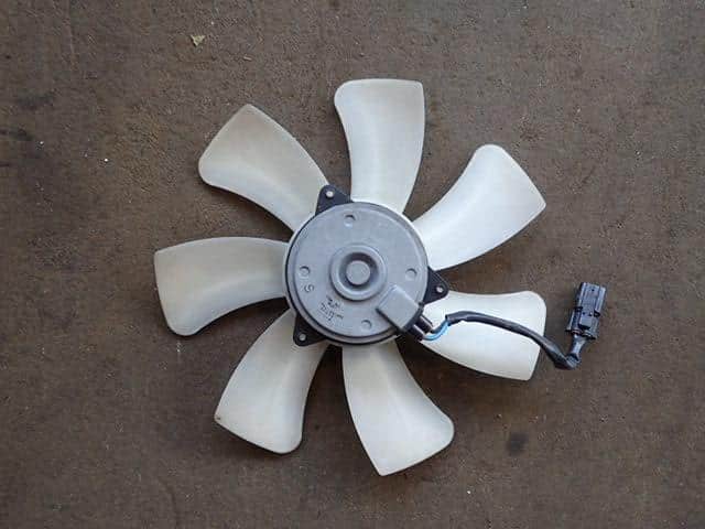 Radiator Cooling Fan HONDA Zest 2010 DBA-JE1 — photo 2
