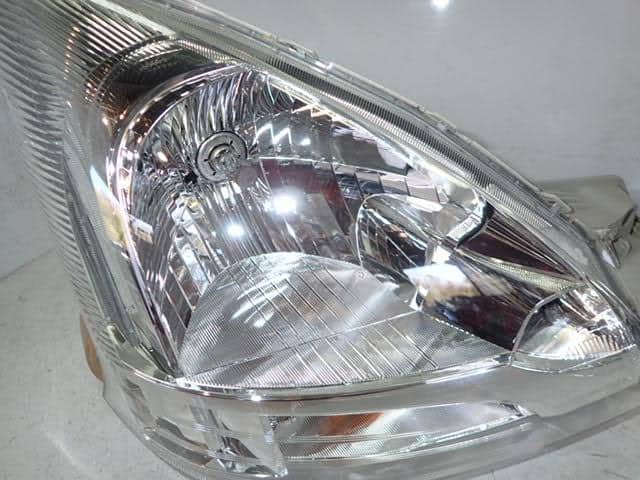 Right Headlight DAIHATSU Move 2012 DBA-LA100S — photo 3