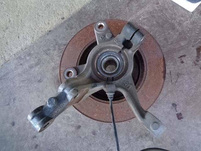 Front Left Knuckle Hub Assembly MAZDA Demio 2009 DBA-DE3FS D65133031A — photo 4