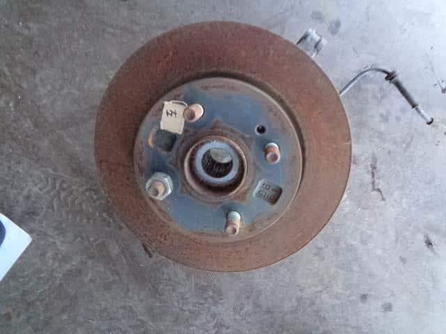 Front Left Knuckle Hub Assembly MAZDA Demio 2009 DBA-DE3FS D65133031A — photo 1