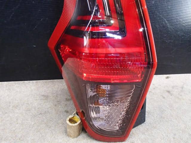 Left Tail Light NISSAN Dayz 2020 5BA-B46 — photo 5