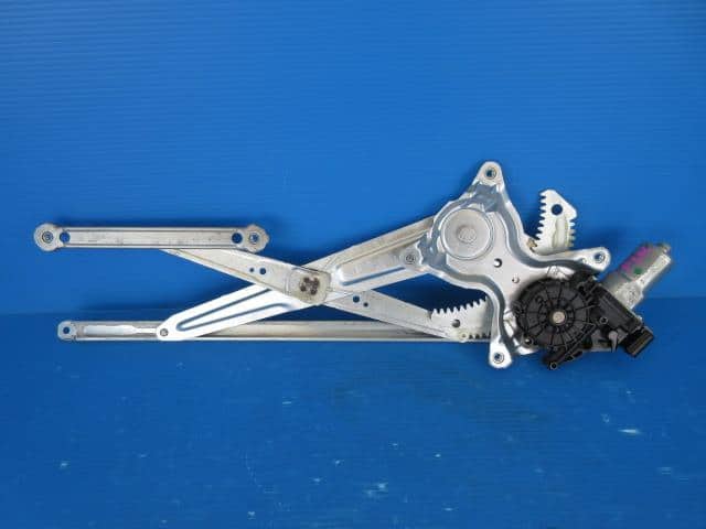 Front Left Door Regulator NISSAN Dayz DBA-B21 — photo 1