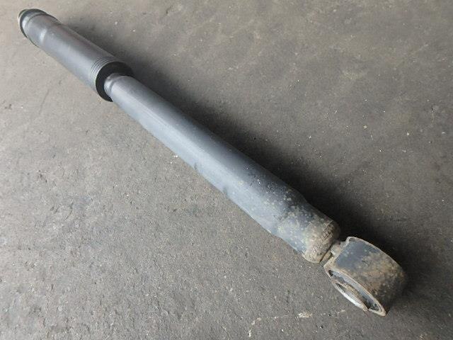 Rear Left Shock Absorber TOYOTA Estima 2003 TA-MCR30 — photo 1